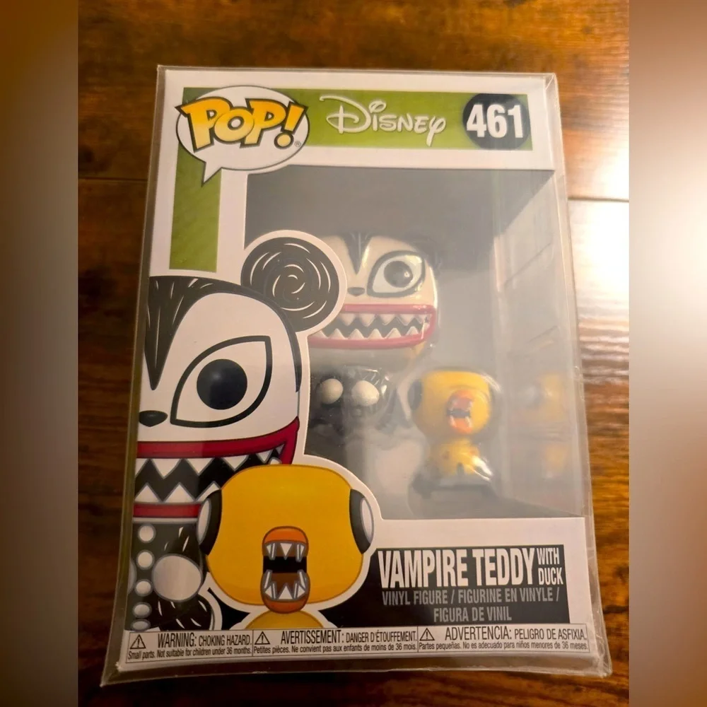 Funko Pop! Vinyl: Disney - Vampire Teddy #461 NEW In Protector - Picture 1 of 4